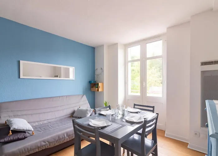 O Des Montagnes - Vue Montagne Station A Pied アパート